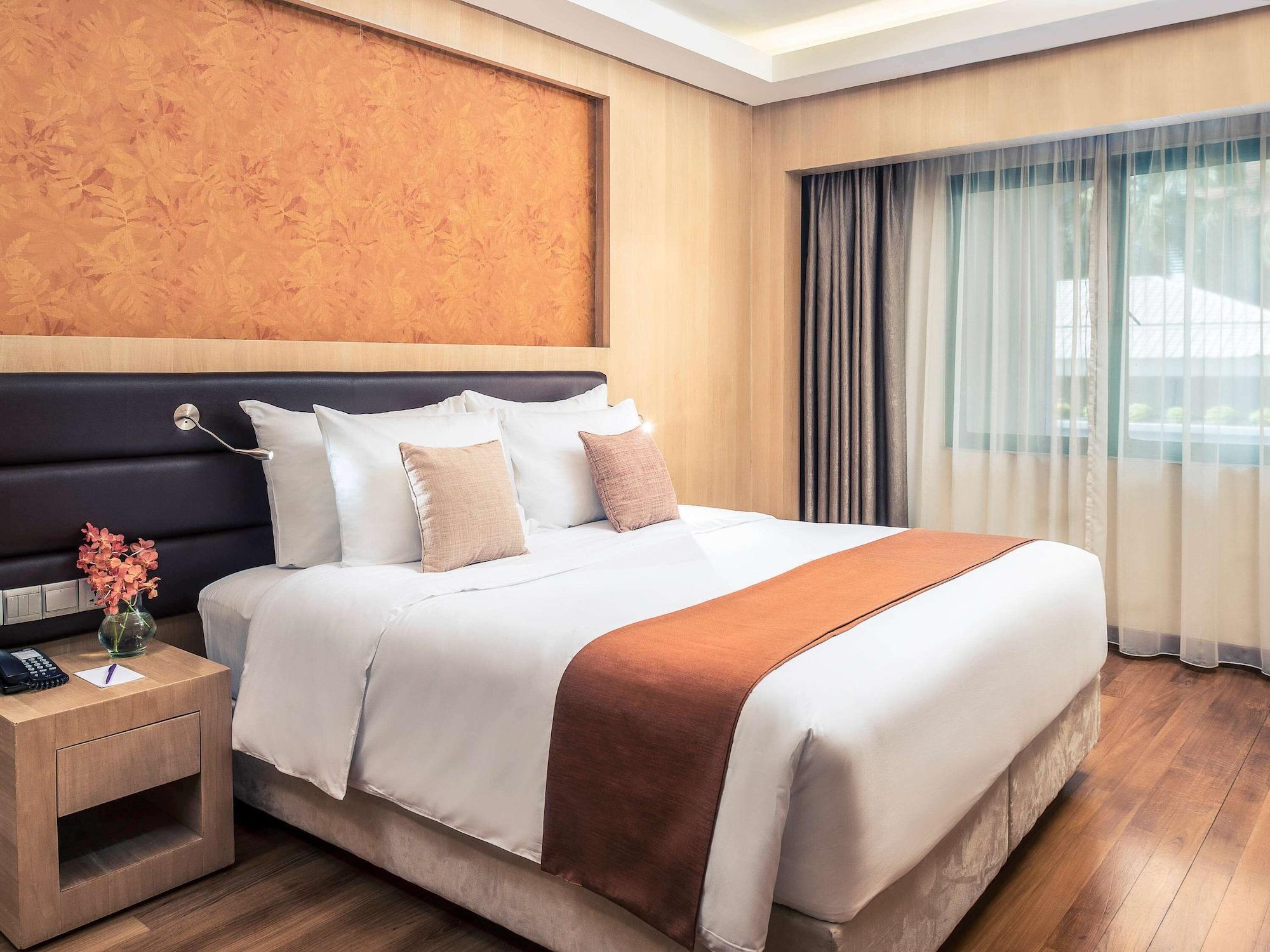 Mercure Yangon Kaba Aye Exterior foto