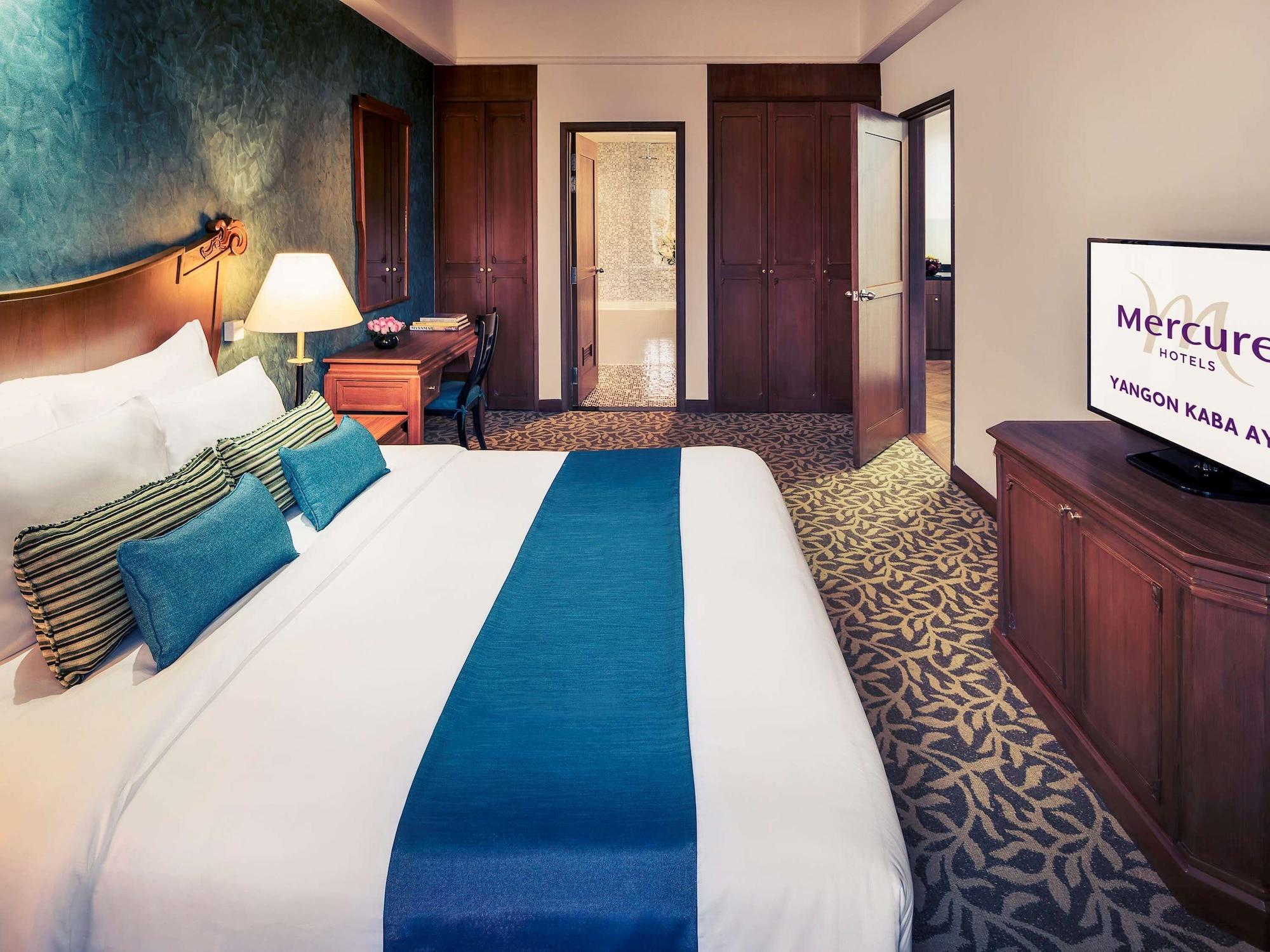 Mercure Yangon Kaba Aye Exterior foto